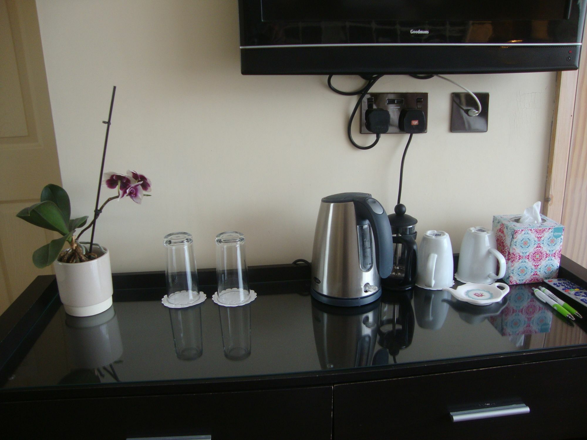 Canal View Bed And Breakfast Saxilby Екстериор снимка